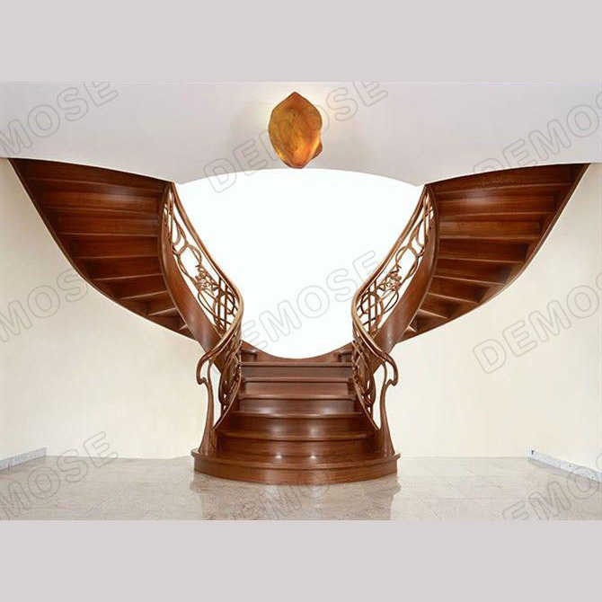 美國老鷹實(shí)木樓梯工程