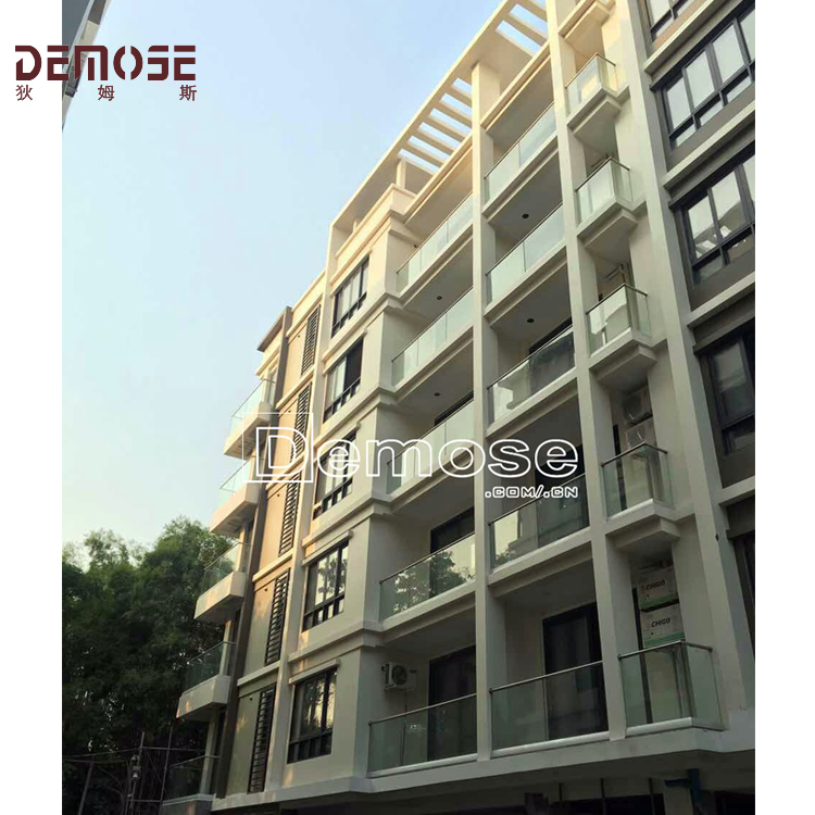 緬甸高級公寓陽臺欄桿工程案例