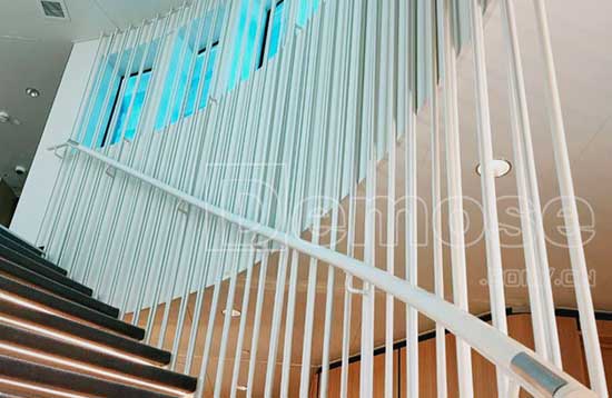 不銹鋼樓梯扶手是如何制作的?會不會很快損壞