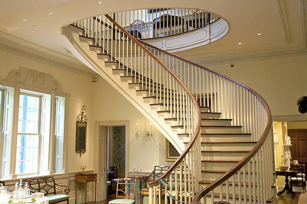 樓梯扶手高度多少合適？