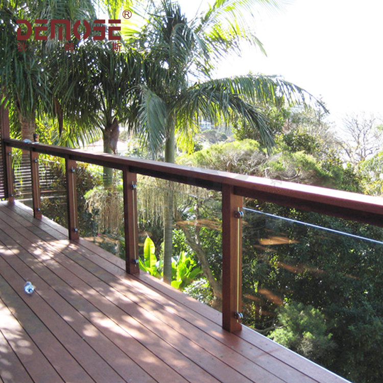 中式風(fēng)格陽(yáng)臺(tái)欄桿