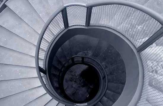 旋轉(zhuǎn)樓梯制作哪些廠家實(shí)力雄厚?是否能提供安裝服務(wù)