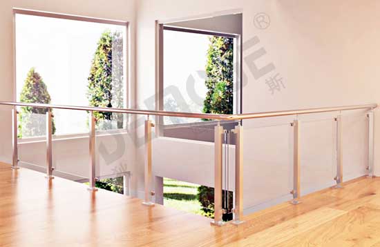 鋁合金護(hù)欄定制要注意什么?有哪些要求?