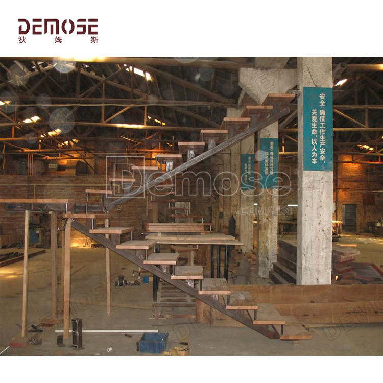 比利時(shí)37套U形鋼木梯試裝