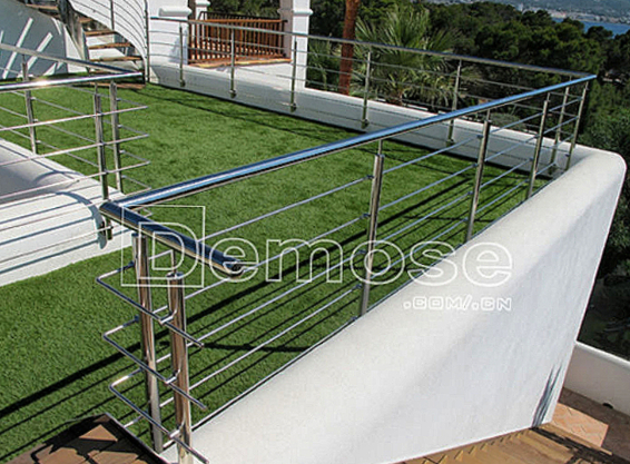 不銹鋼欄桿在戶外使用時需要注意哪些問題？