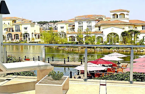 不銹鋼陽臺欄桿：堅固與美觀的完美結合