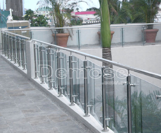 釋放玻璃欄桿的魔力： 一場設(shè)計革命